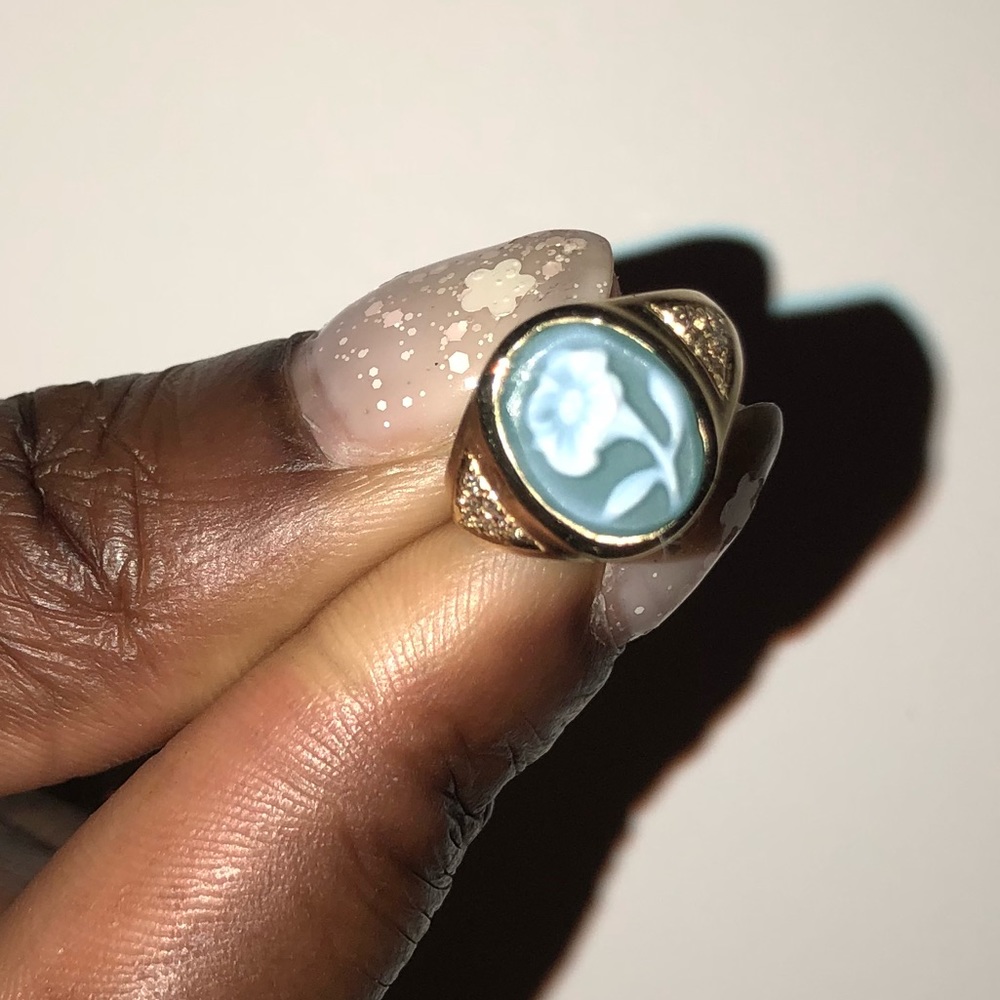 Jacque Aiche Carved Rose Small Ring - Picture 4 of 4